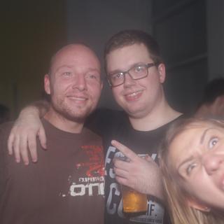 fetzn_fliegen_2015-10-17_03h04min51s.lacki_1.web.jpg